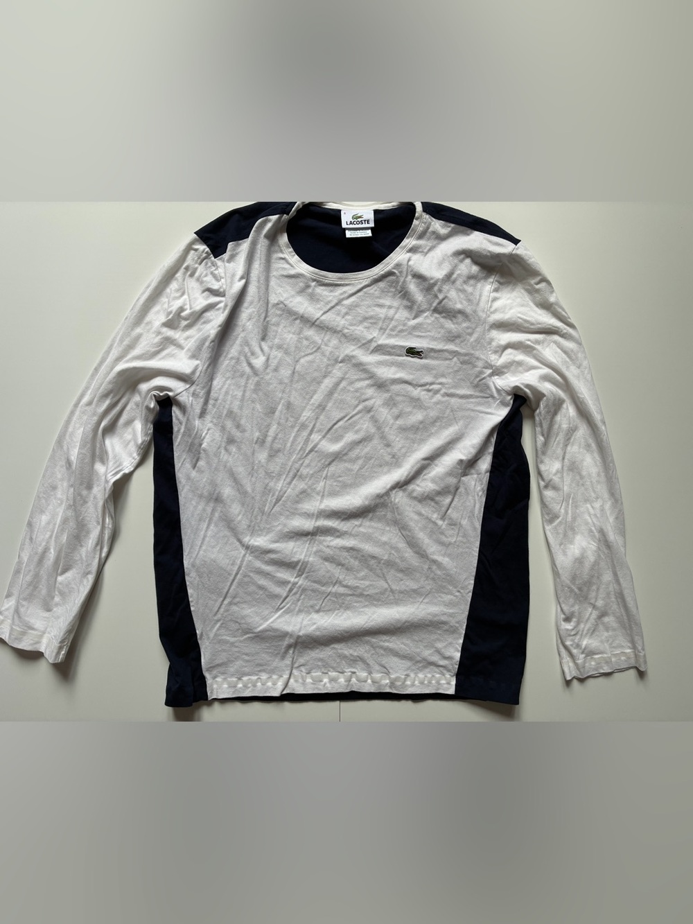Vintage Lacoste Men’s White and Navy Long Sleeve Crew Shirt - Size 6/XL